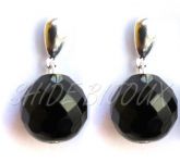 BRINCO FOLHEADO A PRATA COM CRISTAL PRETO COD.004