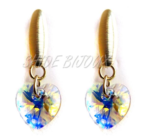 BRINCO FOLHEADO A OURO COM CRISTAL DE CORAÇÃO COD.006